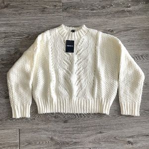 NWT Forever 21 cream knit sweater size small white